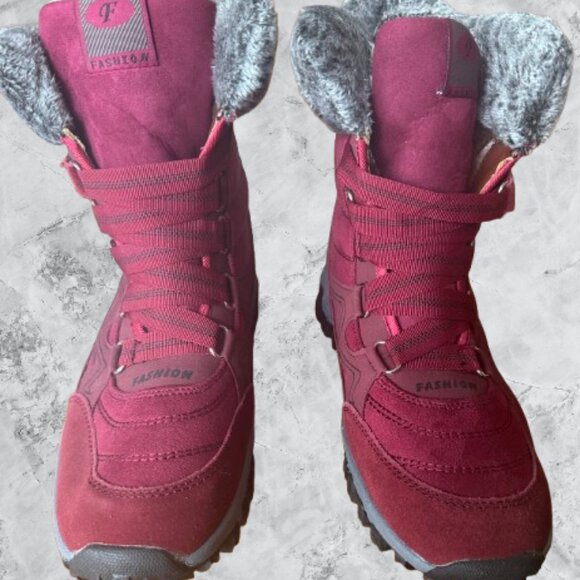 Women's FASHION winter boots, New without tags - Picture 2 of 4